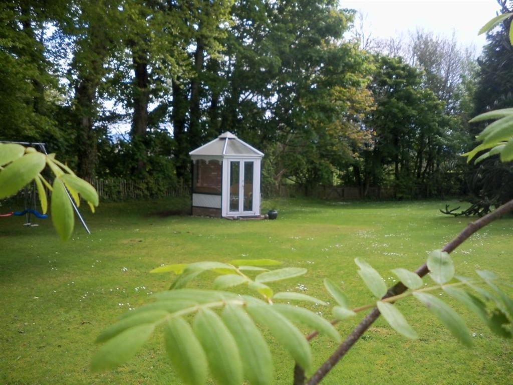 Lisnafillan Lodge Ballymena Extérieur photo